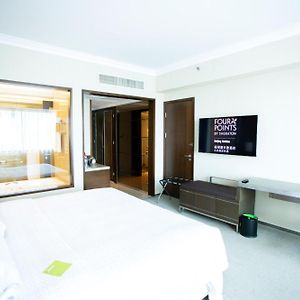 Selective Room Guest room King Garden view